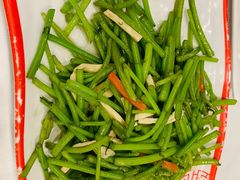 茼蒿炒香干-清华酒楼(盘门店)
