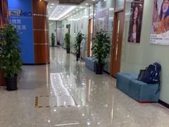 -茂菊口腔连锁(浦东南路店)