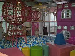 -星舰梦航(广百广场荔胜店)