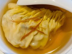 花胶灌汤饺-皇朝会.经典传统粤菜(外滩店)
