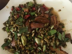 醋炒大肠-牛八宝桂林米粉(八里庄店)