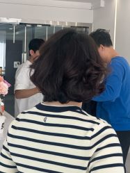 -Hello Lady发型设计