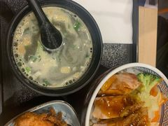 特盛照烧煎鸡饭-吉野家(上海美罗城店)