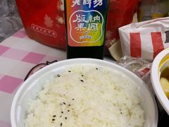 -老牌坊云南鱼豆花火锅(哈西万达店)