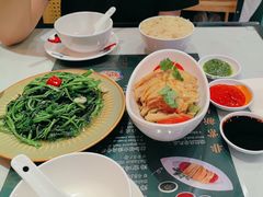 -滕记星发餐室·新加坡菜(巨鹿路店)