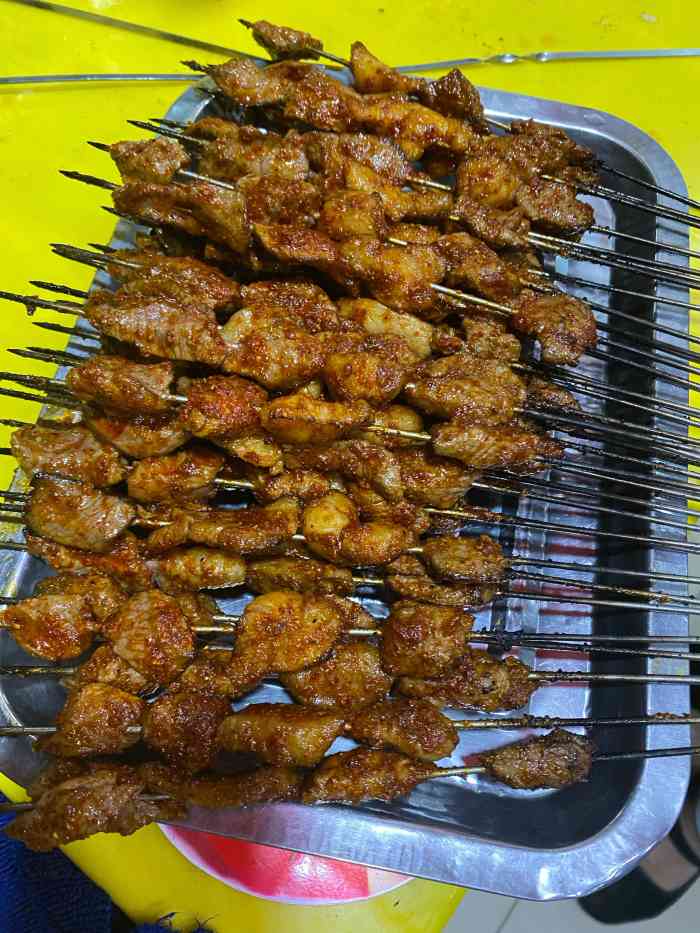 萨里哈烤肉清真-"回家路过看到在烤土豆片,瞬间被吸引,之前.