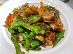 杭椒小炒肉-小菜园新徽菜(常州金坛吾悦店)