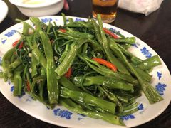-乾坤饭店