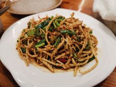 -滇香肴·云南菜蒸汽石锅鱼(云南北路店)