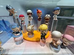 -泡泡玛特POPMART (北京超极合生汇店)