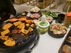 -酒谊炭火自助烤肉(商社汇巴南购物中心店)
