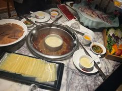 -鱼豆吉·豆浆鱼火锅(宜昌万达店)
