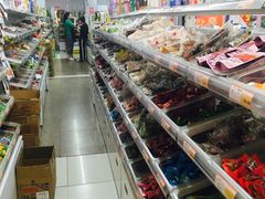 -食吃食八量贩零食(新安店)