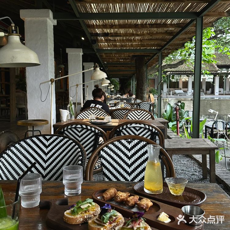 在广州，藏着一家超有氛围感的宝藏店铺——喜洲