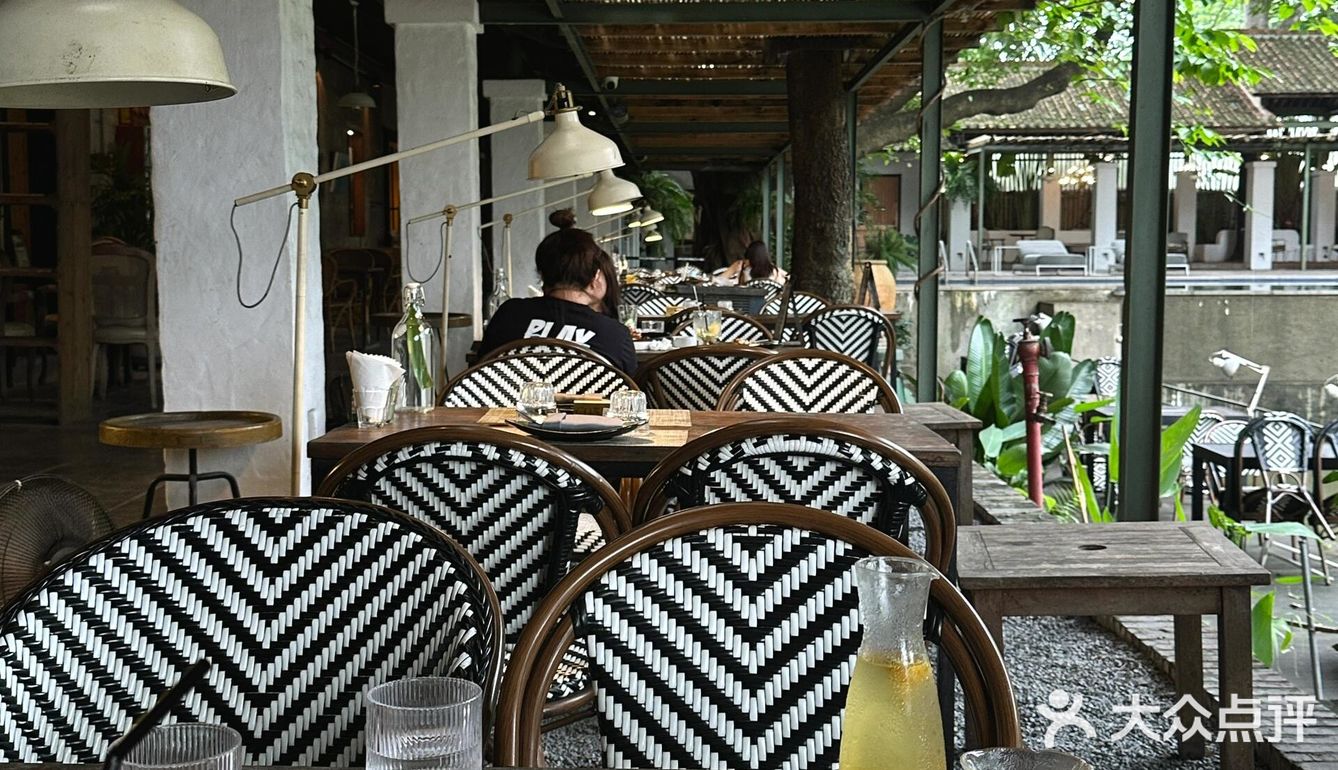 在广州，藏着一家超有氛围感的宝藏店铺——喜洲