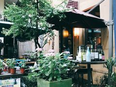 -SISTERS BAR RESTAURANT川意酒馆(嘉善老市H楼店)