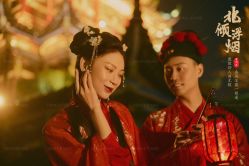-黑马婚纱摄影