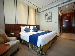 -蓝蔻酒店(深圳东站布吉万象汇店)