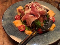 -SISTERS BAR RESTAURANT川意酒馆(嘉善老市H楼店)