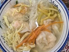 -长人馄饨铺(解放街店)