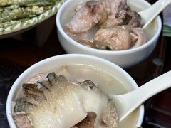 -土砂锅生态山庄·非遗砂锅雅鱼