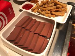-海底捞火锅鲜切牛肉主题店(长寿路店)