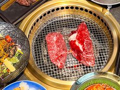 -铭牛烧肉·和牛海鲜自助(高新月牙湖店)