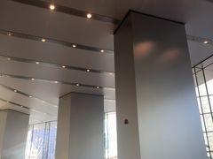 -Apple零售店(华贸购物中心店)