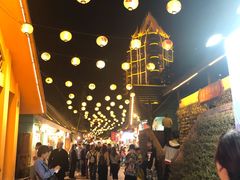 -东南亚风情赶摆街夜市