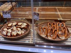 -超港·蛋糕面包(国购店)