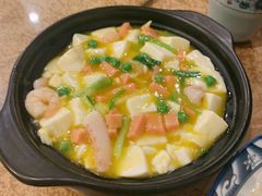 海鲜豆腐煲-罗阳人家私房菜(罗阳路店)