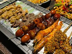-曼听小寨海鲜烧烤·大连辣炒大王(盖州街店)