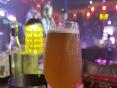-喜鹊音乐酒馆(西街店)