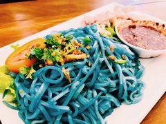 -蝶豆花蓝面条