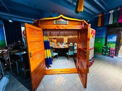 -蒙亨·阿木图赛(乌兰察布天恒广场店)