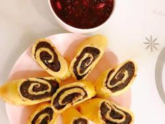 -臻爱住家月嫂育儿嫂(万达店)