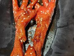 连骨头都不剩的鸡爪-佬肥猫(周浦万达店)
