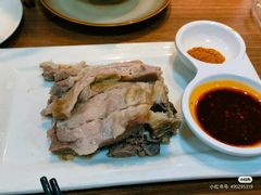 手抓羊肉半斤-贯贯吉·清真餐厅(浙江中路店)