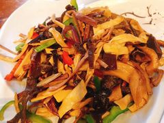 -小厨子私房菜·云南美食店