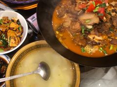 -富正毅三下锅·湘西韵味(天门山索道店)