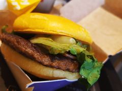 芝香牛牛月亮堡-麦当劳(河北唐山光明路餐厅)