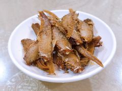 油炸小鱼-亭下湖饭店(康岭店)