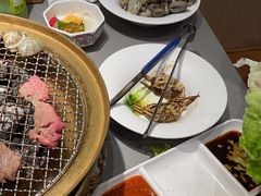 -山焱·炭火自助烤肉(周浦万达店)