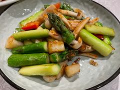 XO酱翡翠草菇炒带子-红棉中餐厅·广州海航威斯汀酒店