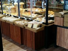 面包甜点陈列柜-粮丰园(迎宾店)