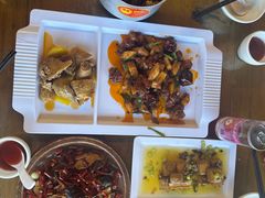 -隔壁老王·家常云南菜(花巷店)