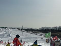 -华彬猛犸滑雪场