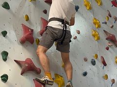 -山之巅攀岩馆(太古城店)