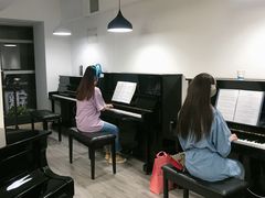 -梅纳·钢琴声乐架子鼓Mena Music(双井店)