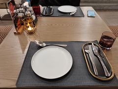 -YUE·6·西式融合餐厅(外滩六号店)
